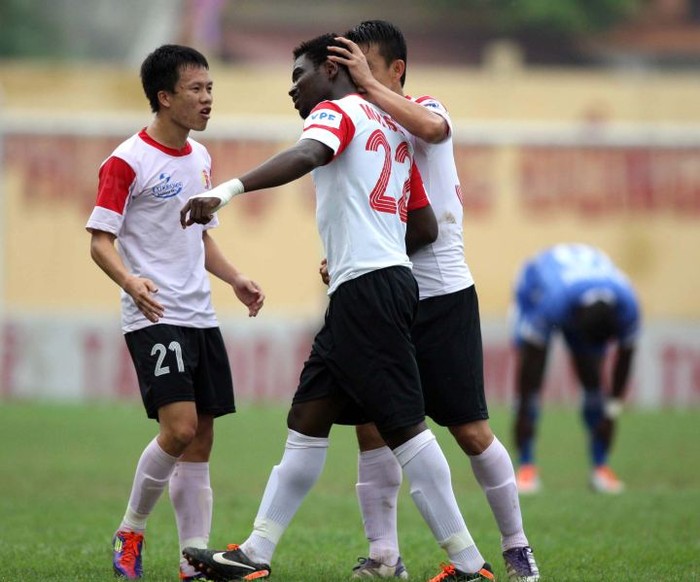 Người lập cú đúp cho đội bóng cố đô là tiền đạo Moussa, chân sút tốt nhất của V. Ninh Bình cho đến thời điểm hiện tại.